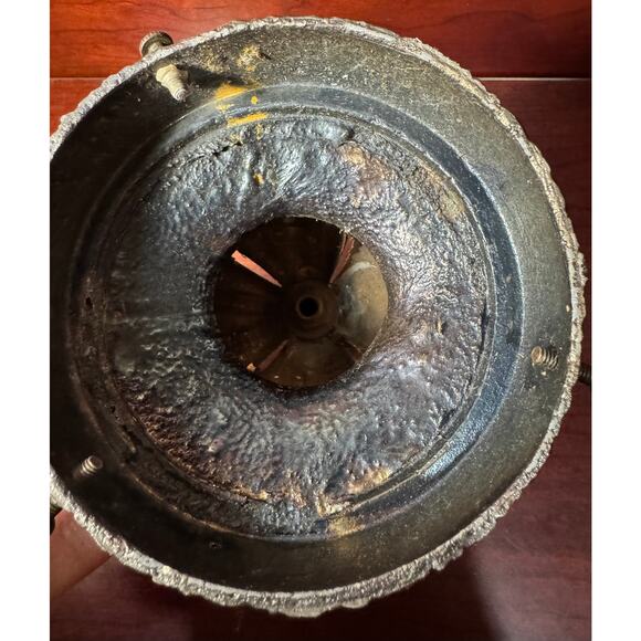 Antique Victorian Cast Bronze Light Fixture Shade Holder 4” Shade Fit Part Only - Picture 7 of 7